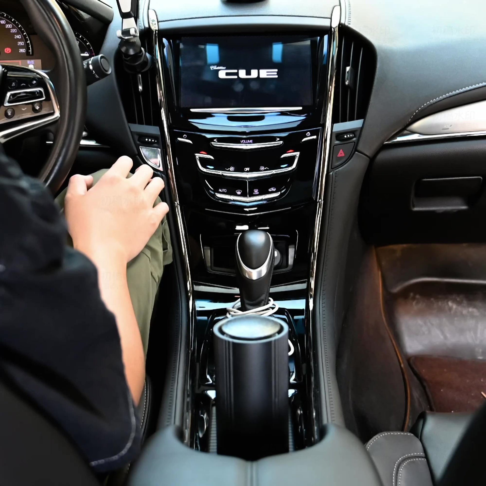 Negative Ion P03 Portable Car Air Purifier - Fresh & Clean Air Anywhere