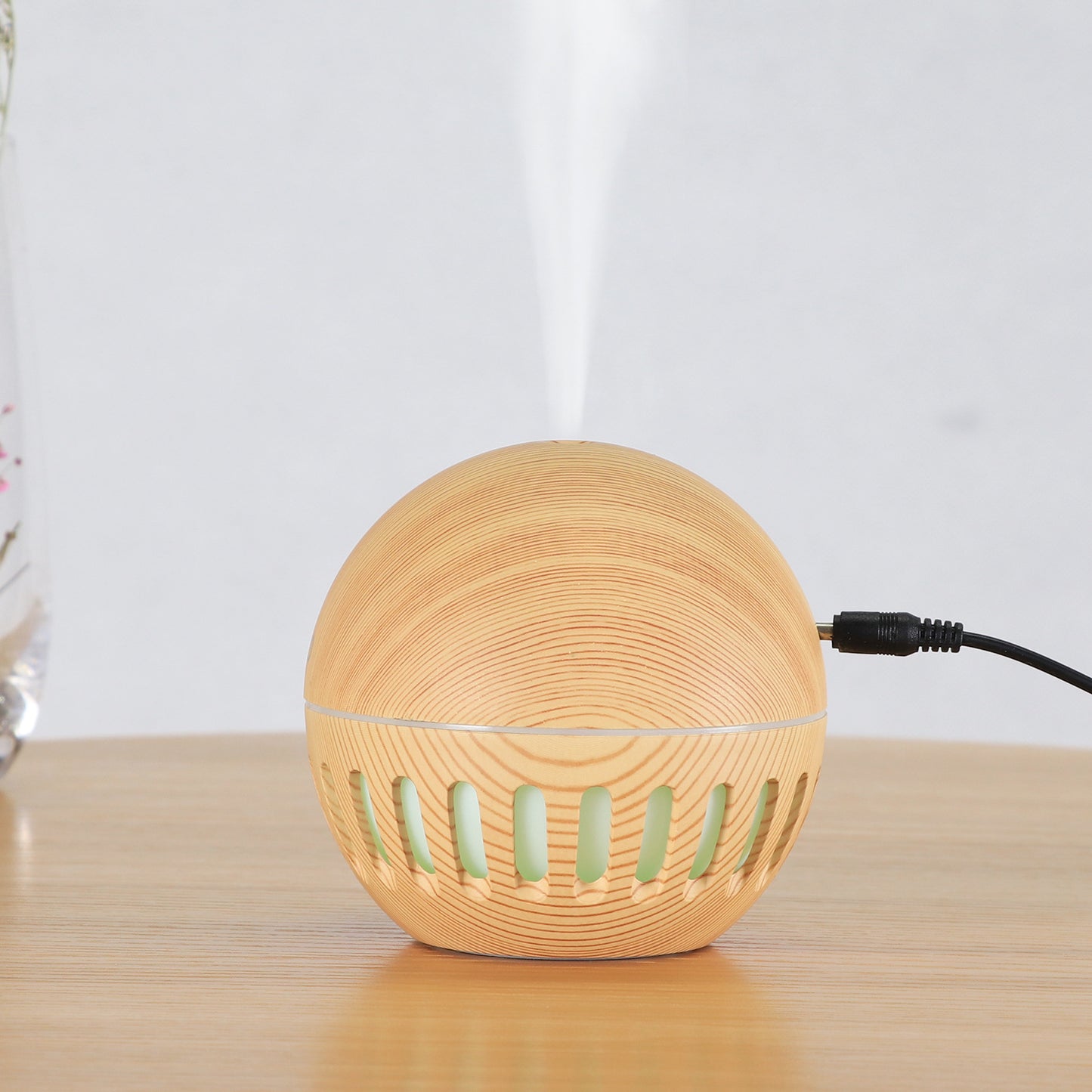 New Wood Grain Hollow Humidifier - USB Home Office Desk Small Air Purifier