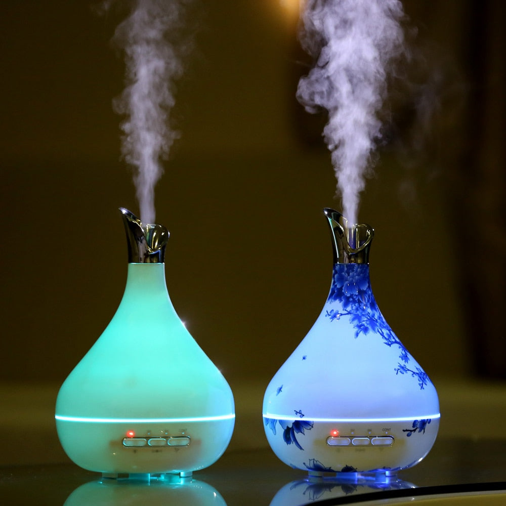 Blue and White Porcelain Essential Oil Diffuser – 300ml Aroma Humidifier with 7-Color LED Light